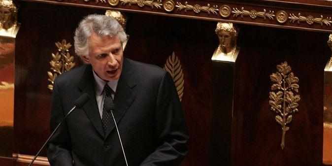 Dominique de Villepin à la tribune de l'Assemblée nationale lors de son discours de politique générale.