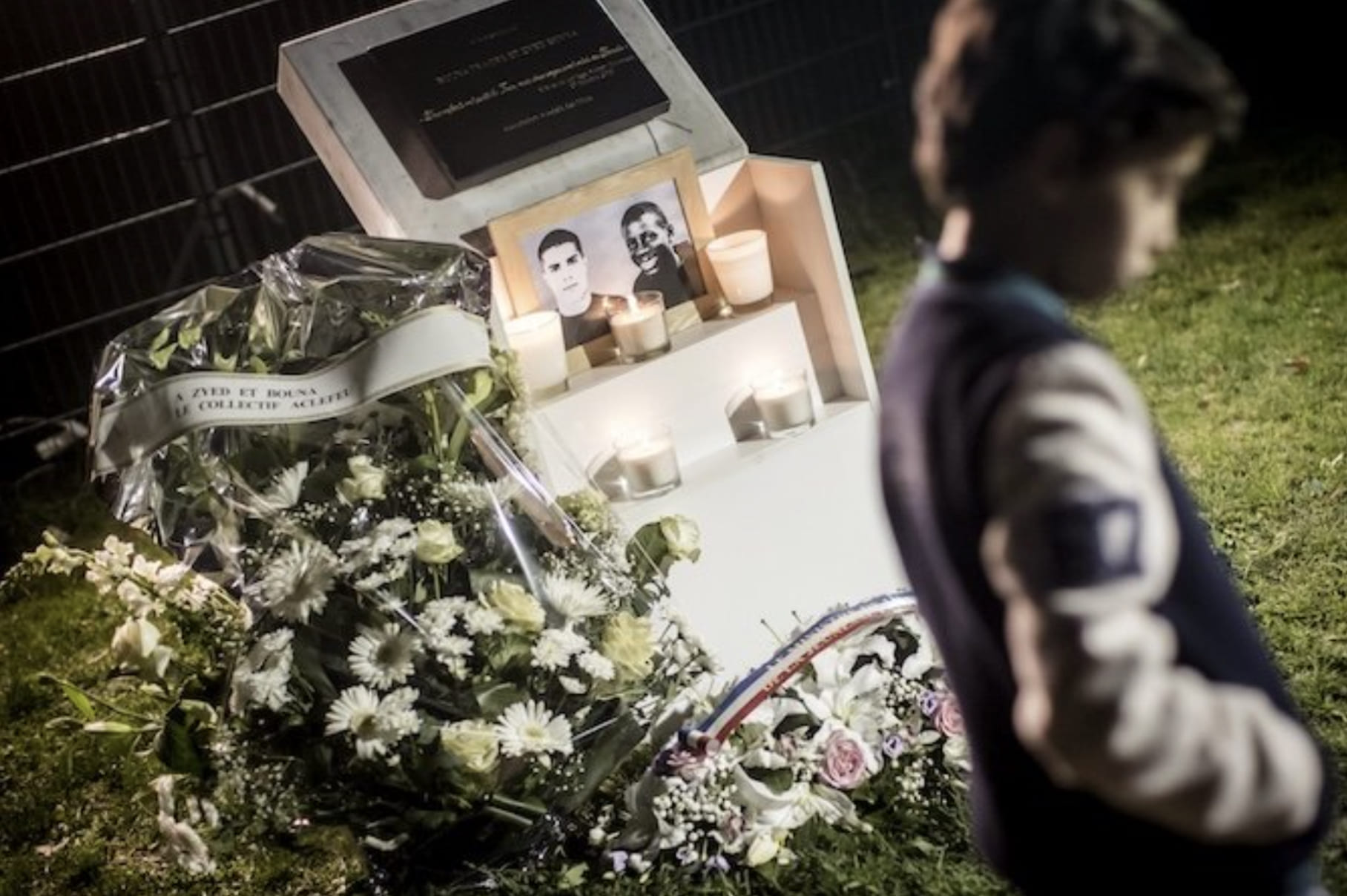 Hommage à Zyed Benna et Bouna Traoré,  le 27 octobre 2015, dix ans après leur disparition • DENIS ALLARD / REA